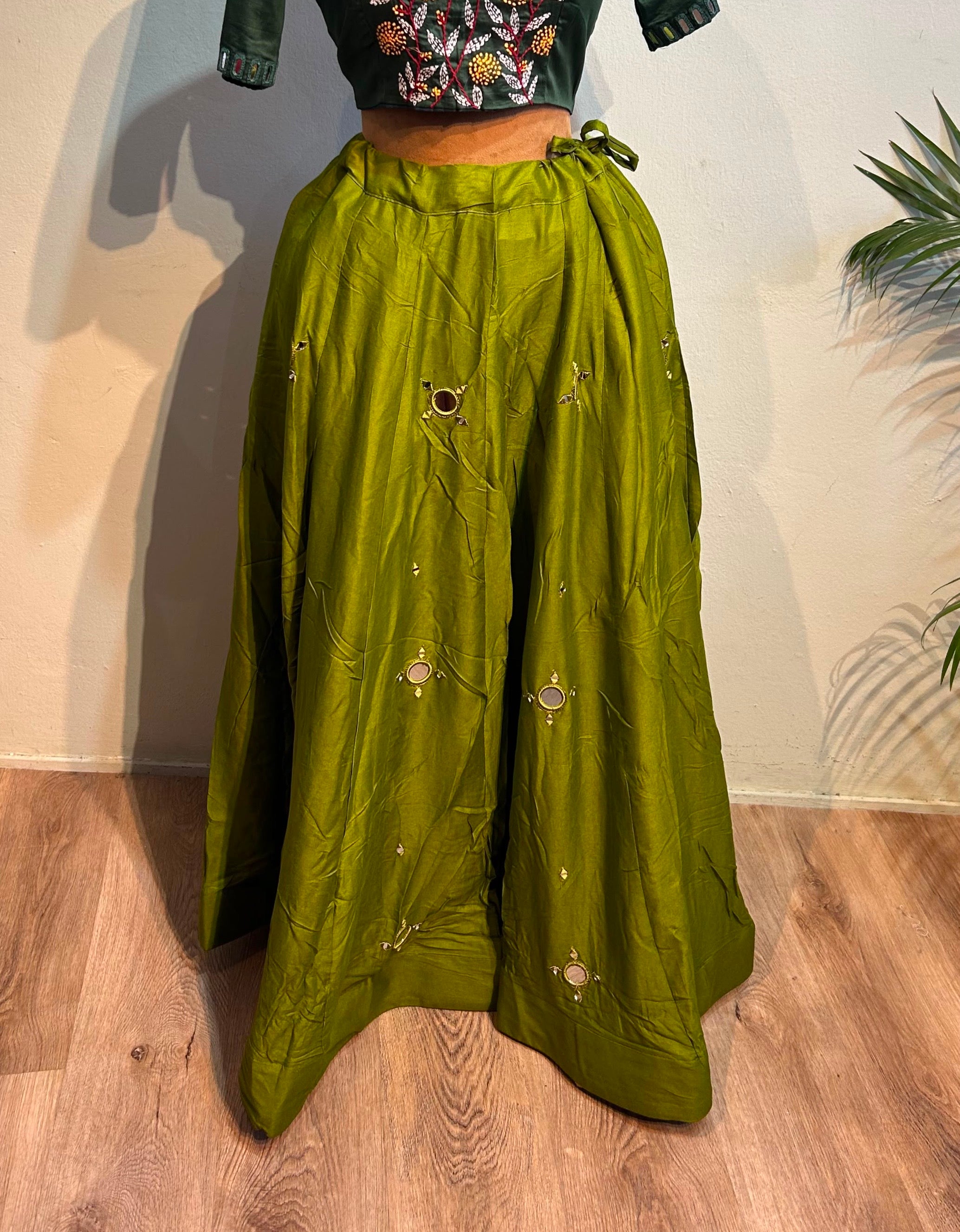 Sheshti Mirror skirt