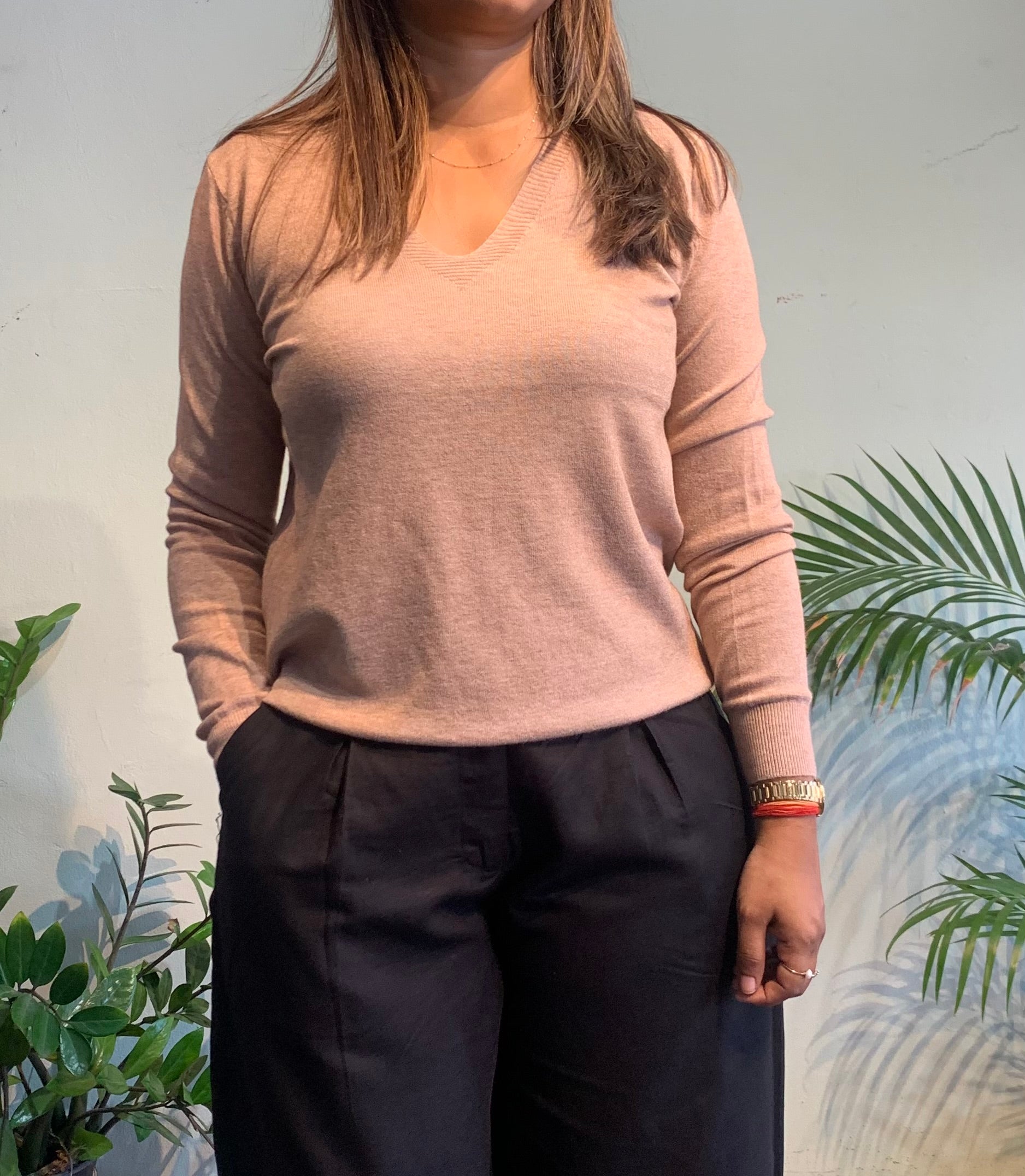 V neck sweater
