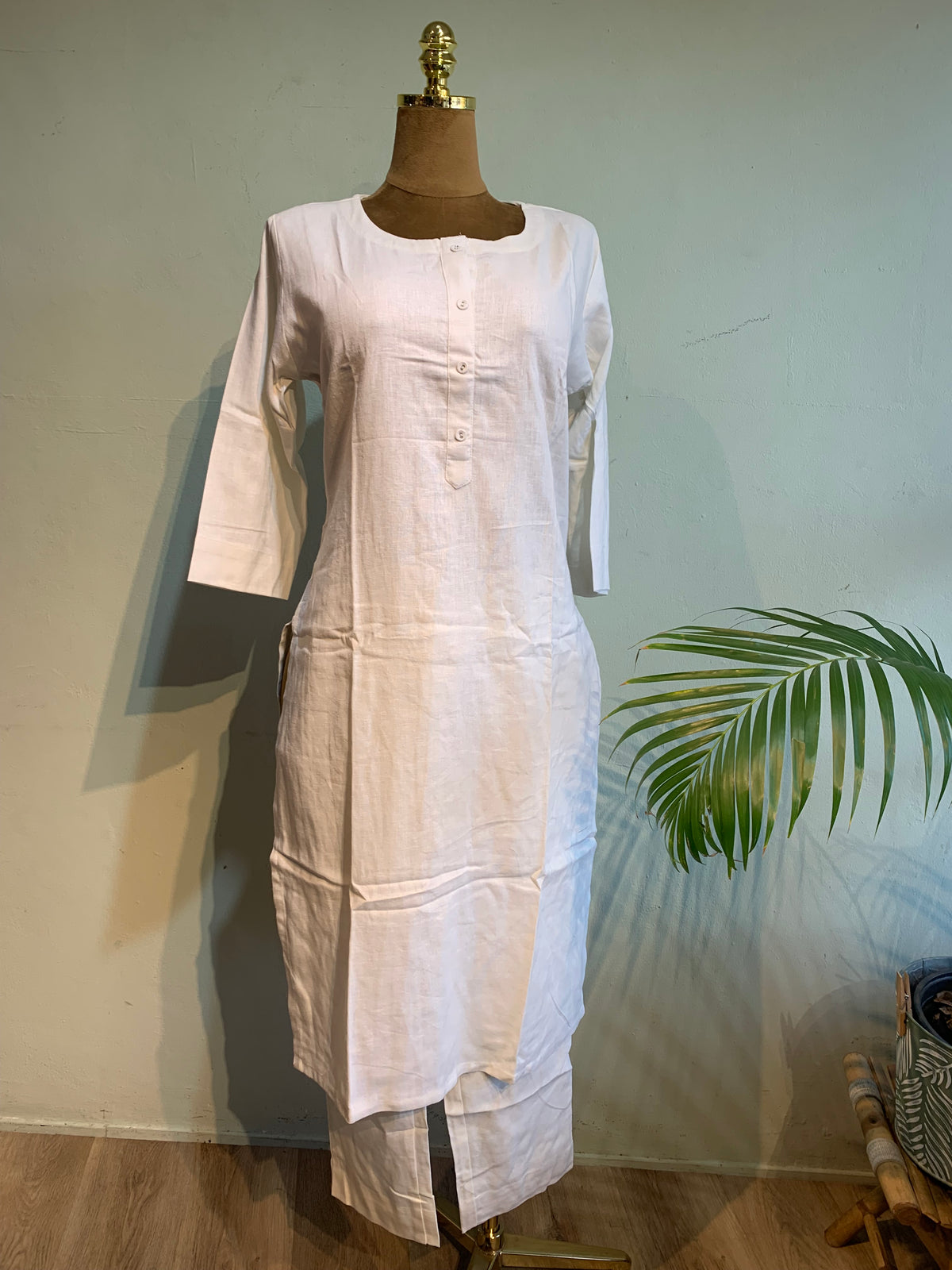 Linen cordset