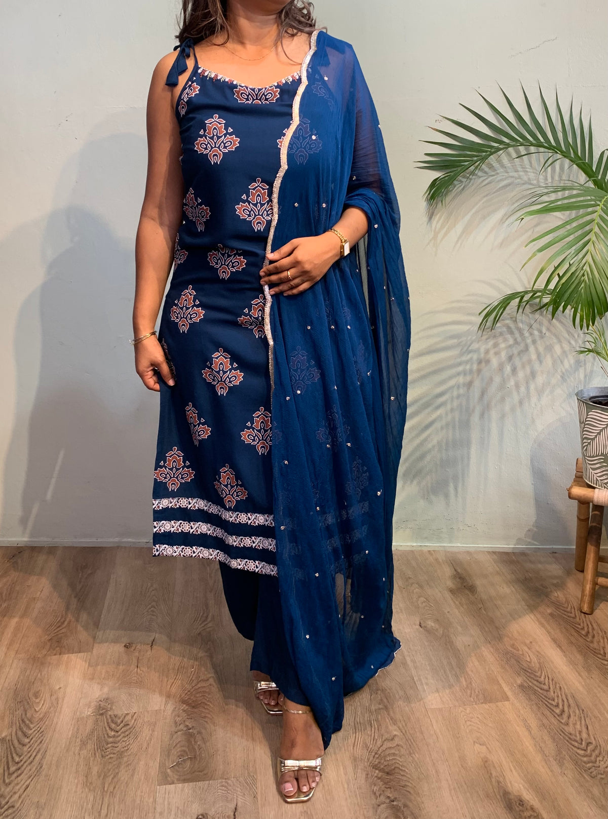 Shikha cordset