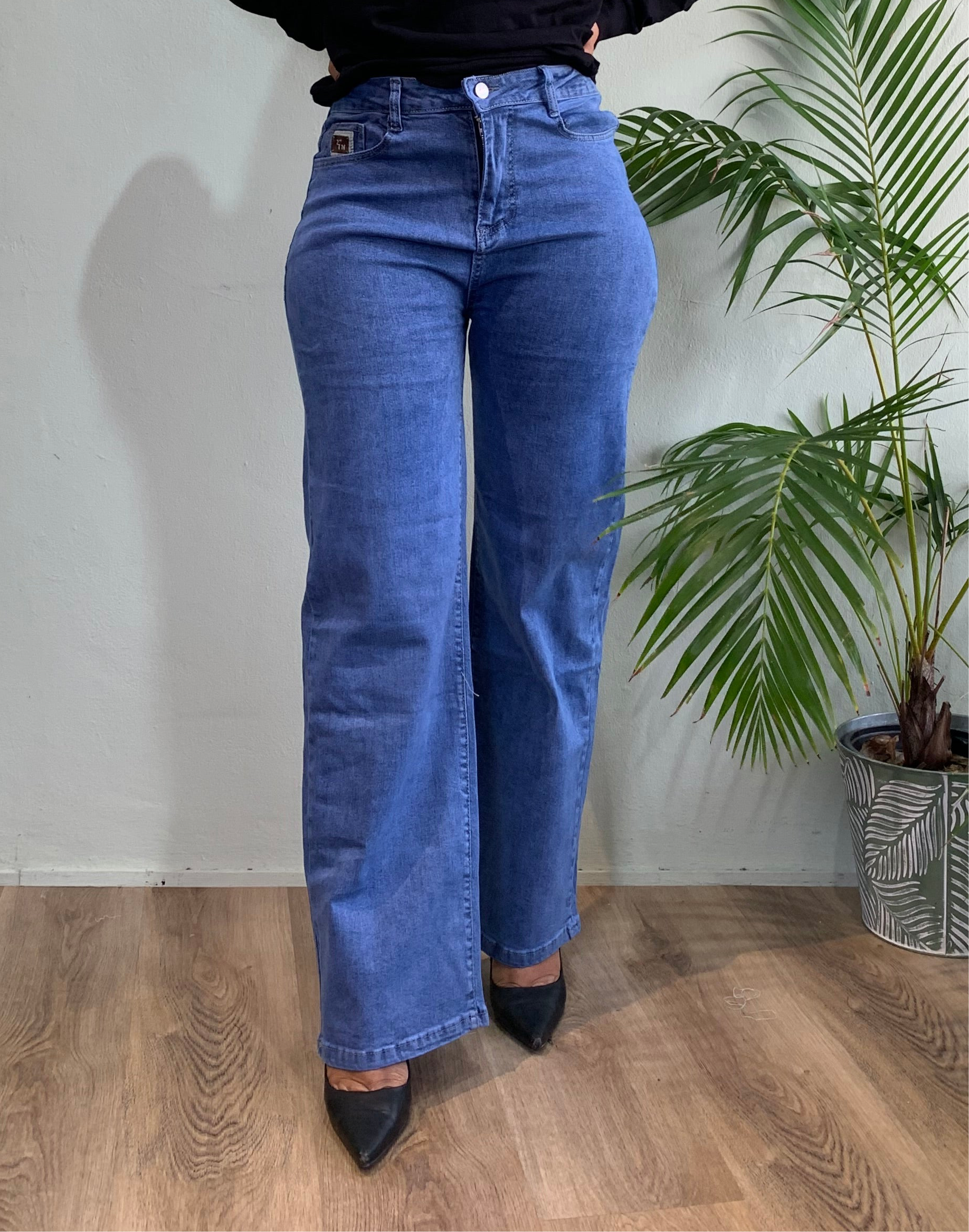 Straight cut Phedora Jeans