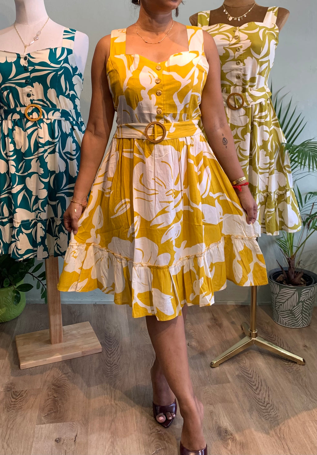 Shelly dress
