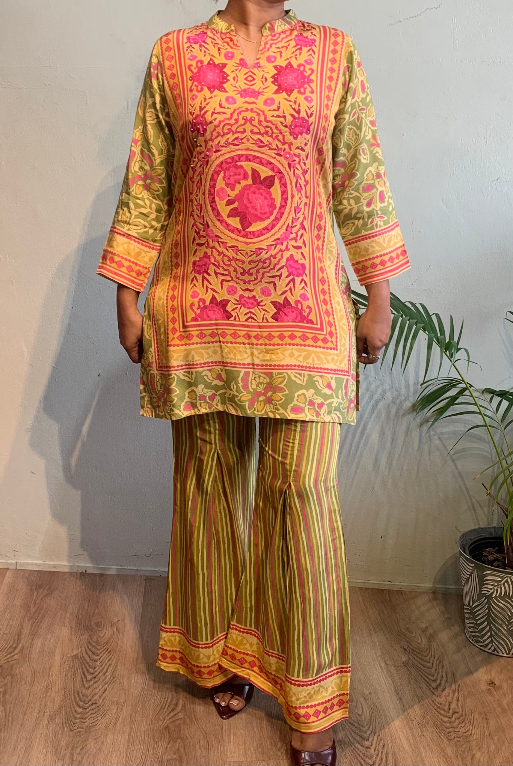 Sakhi cordset