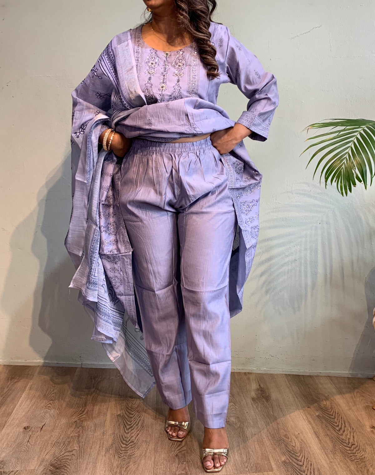 Krisha churidar