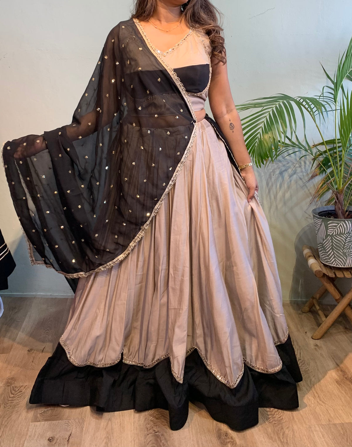 Sakshi lehenga set