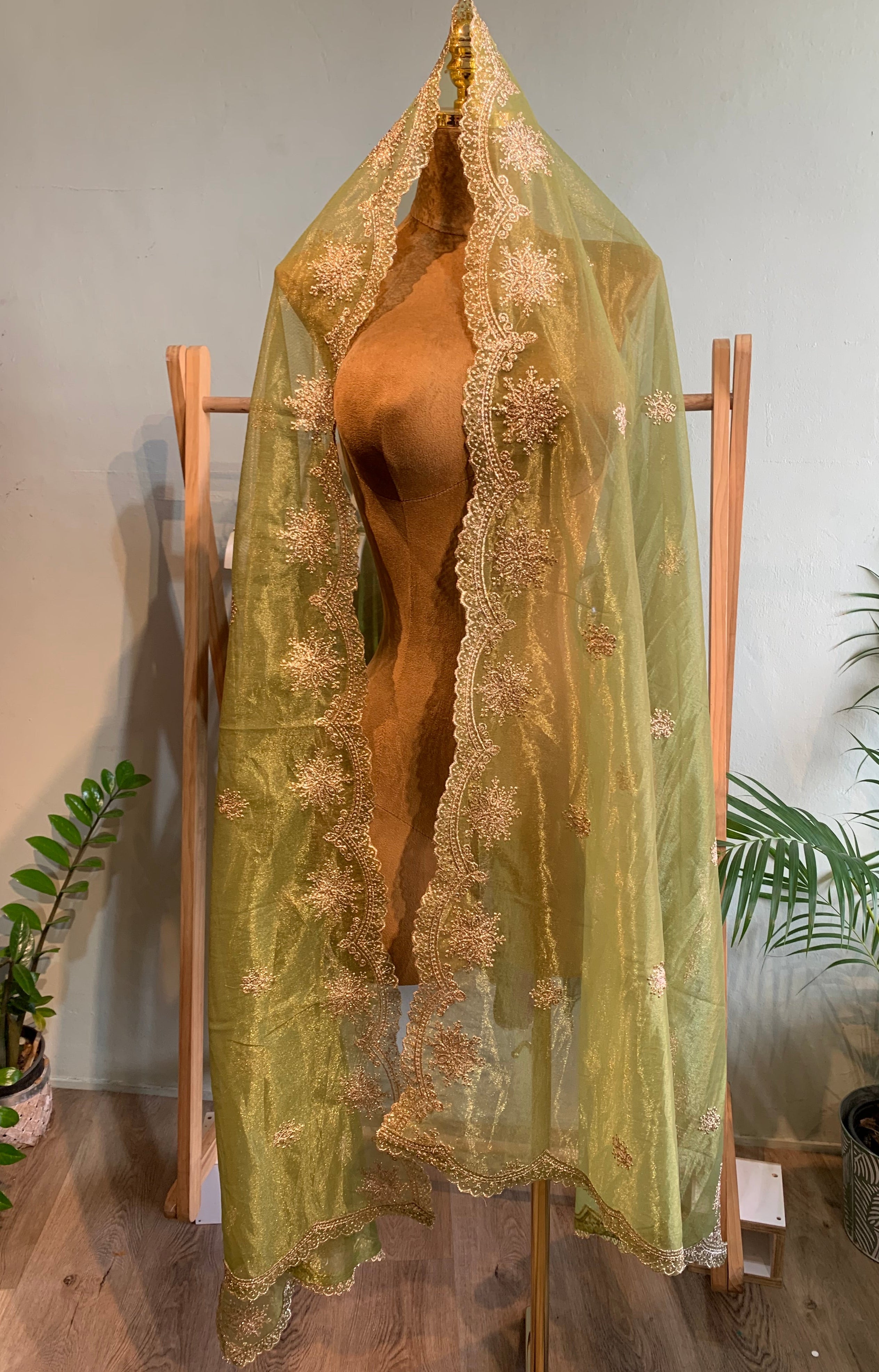 Shesh Dupatta