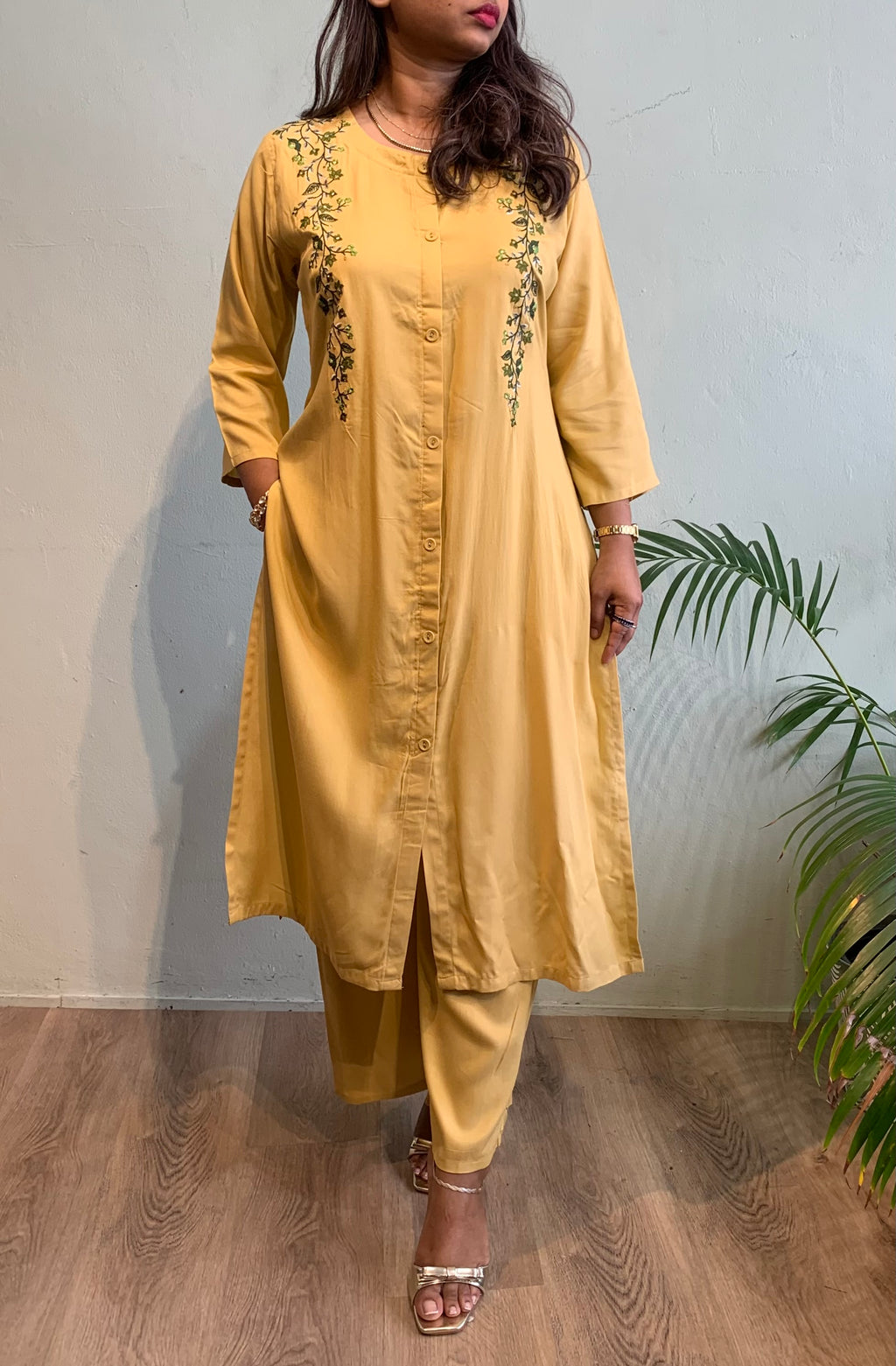 Nishmi cordset