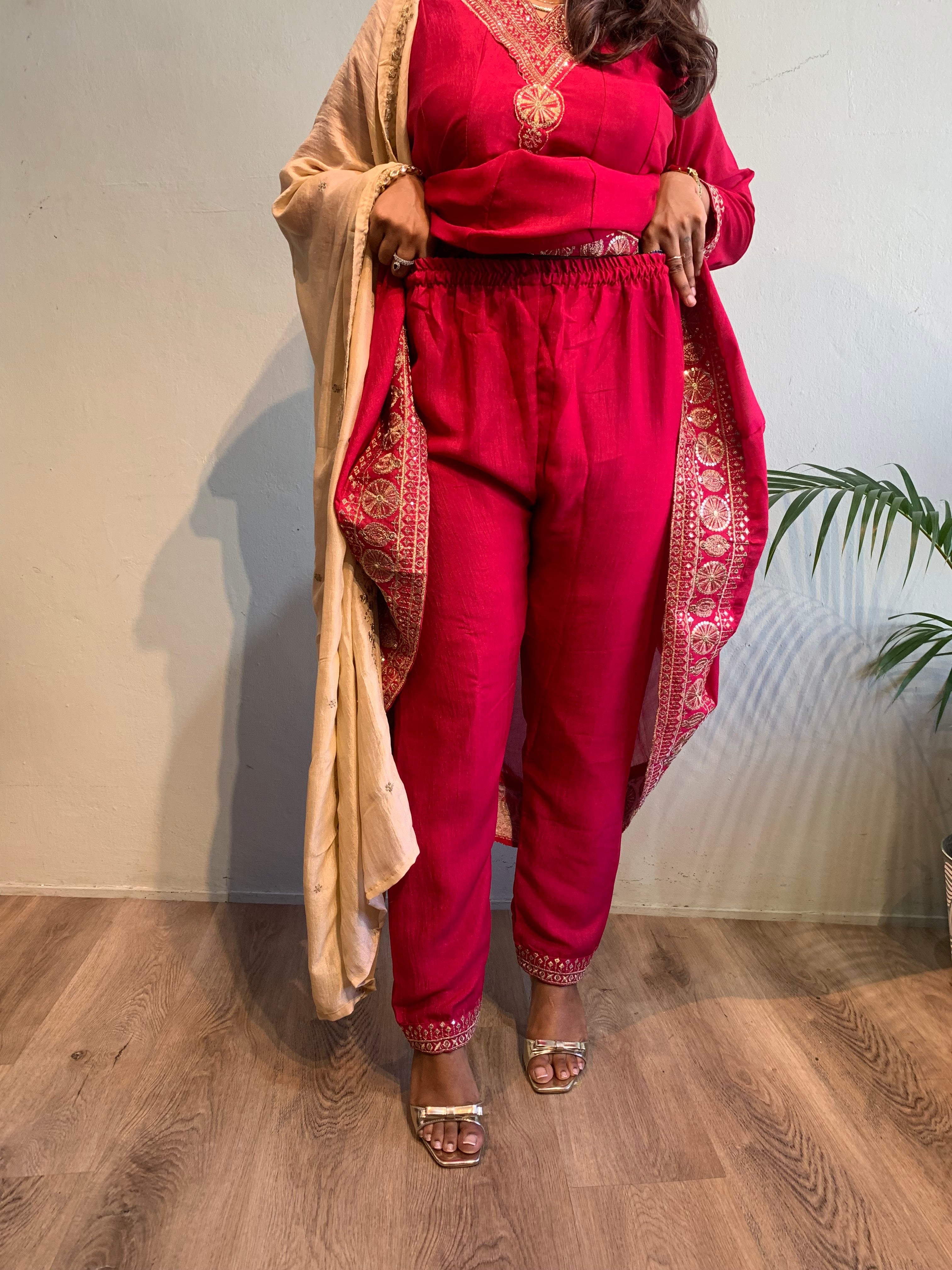 Shreya anarkali churidar