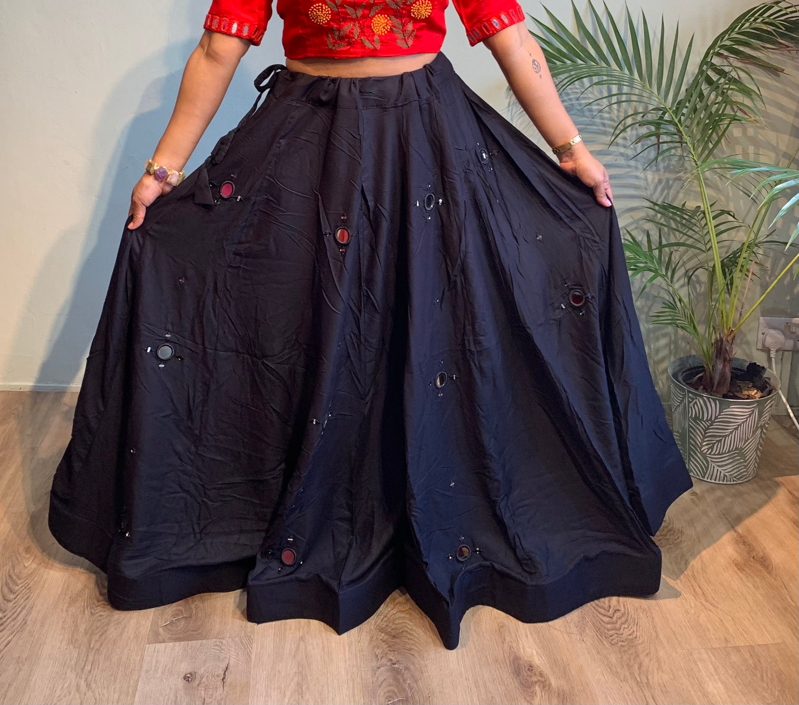 Sheshti Mirror skirt