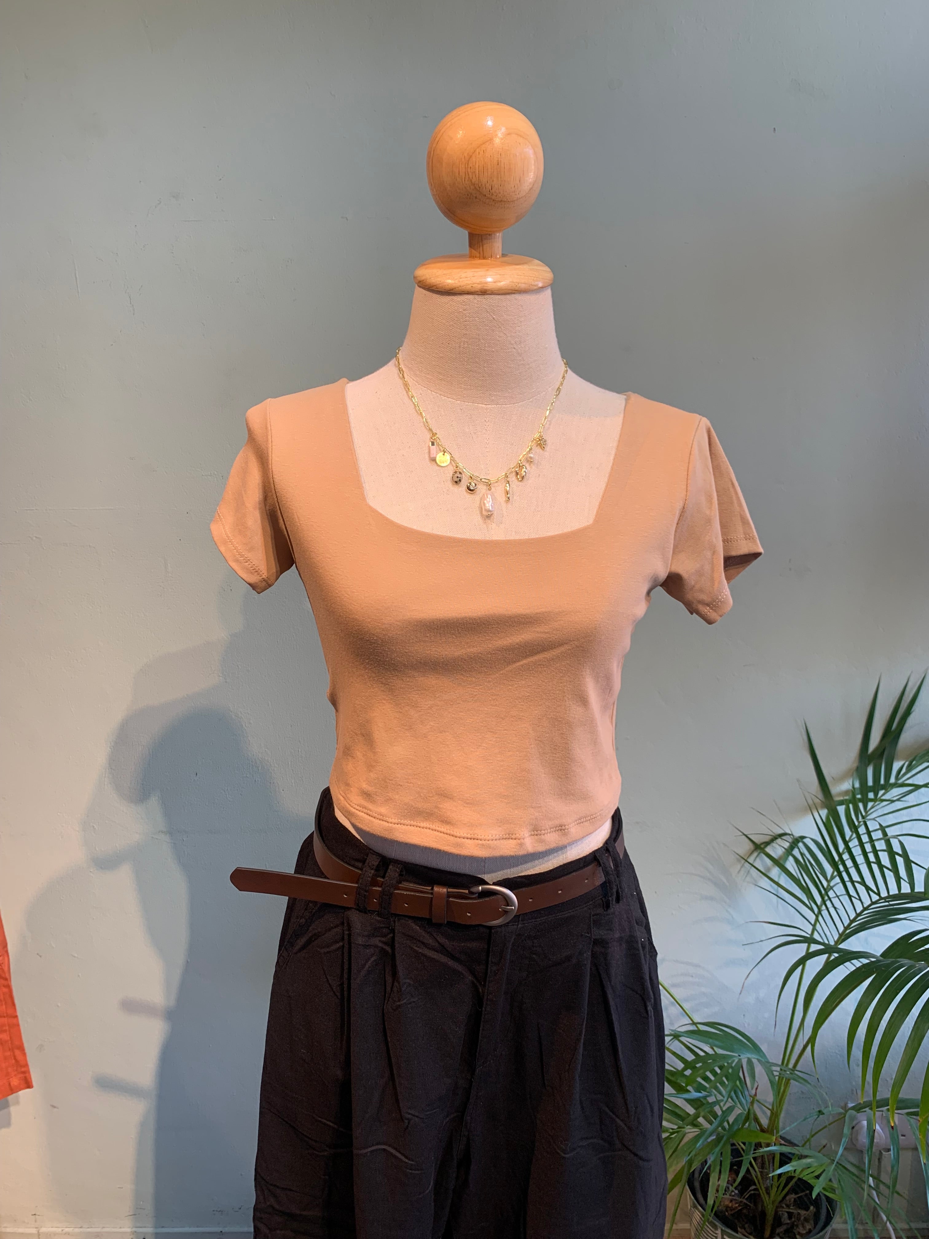 Crop top square neck