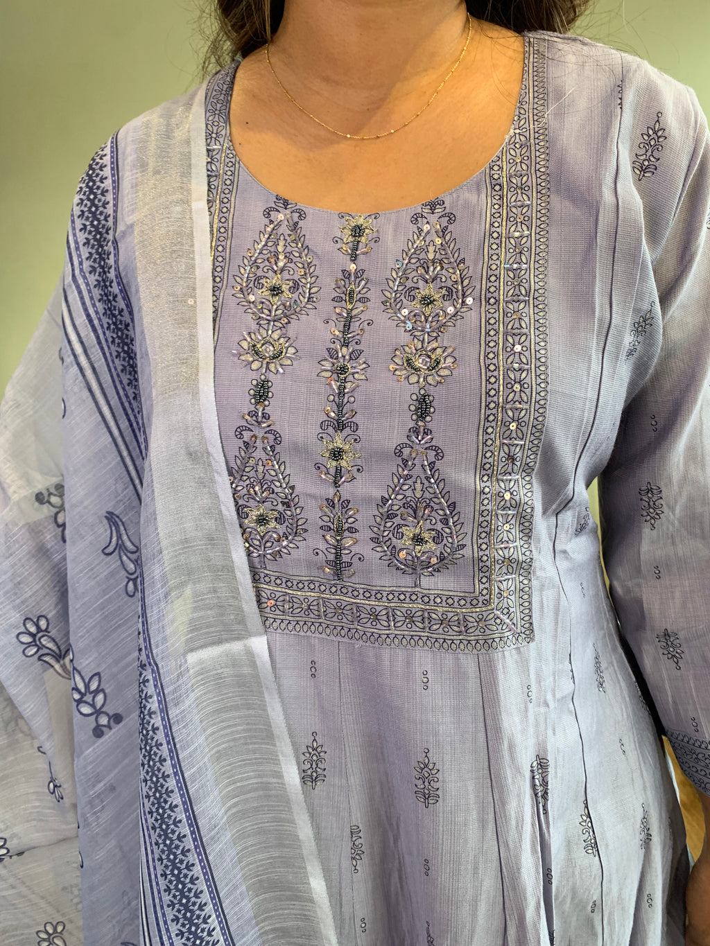 Krisha churidar