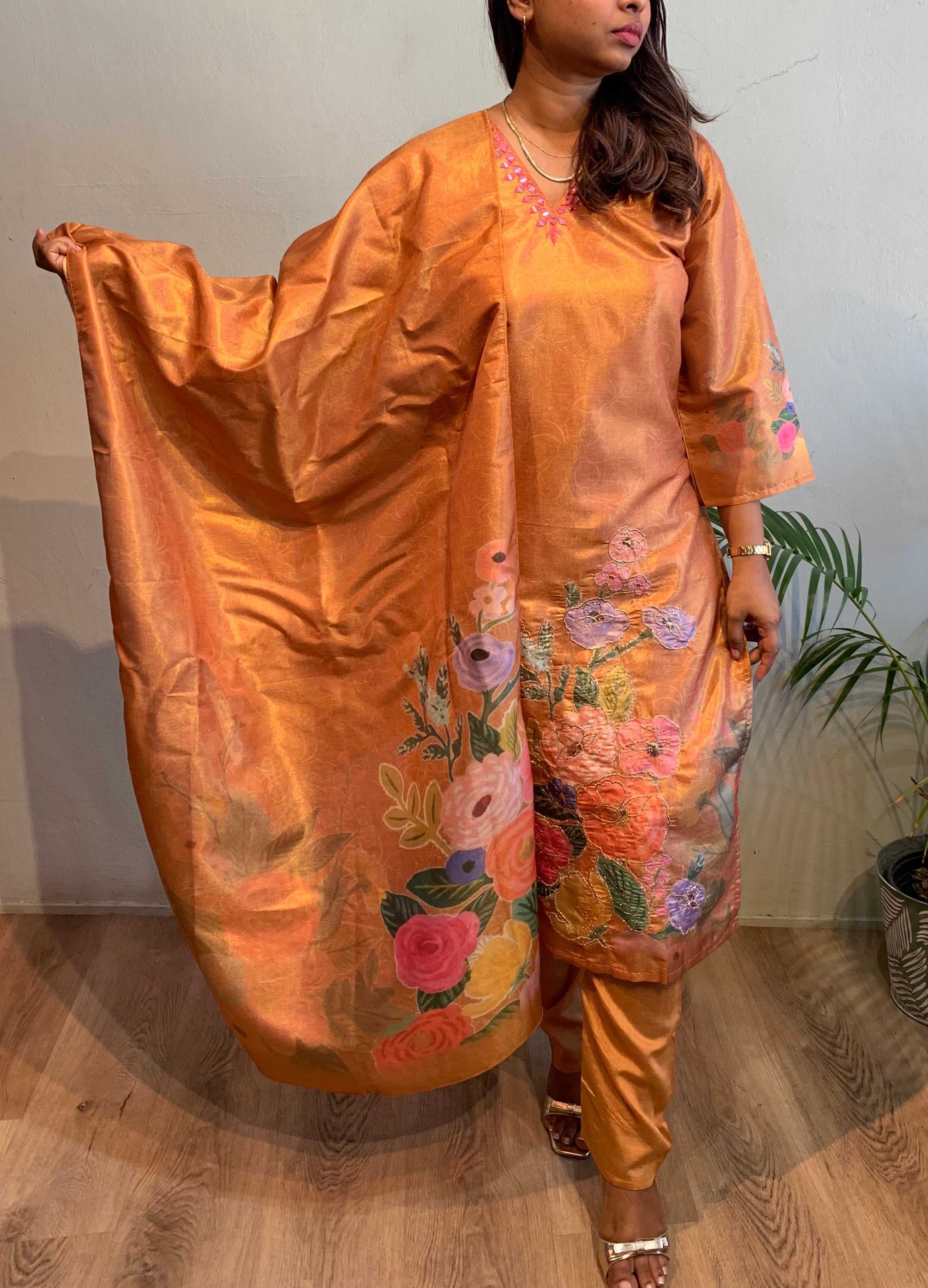 Shila Churidar