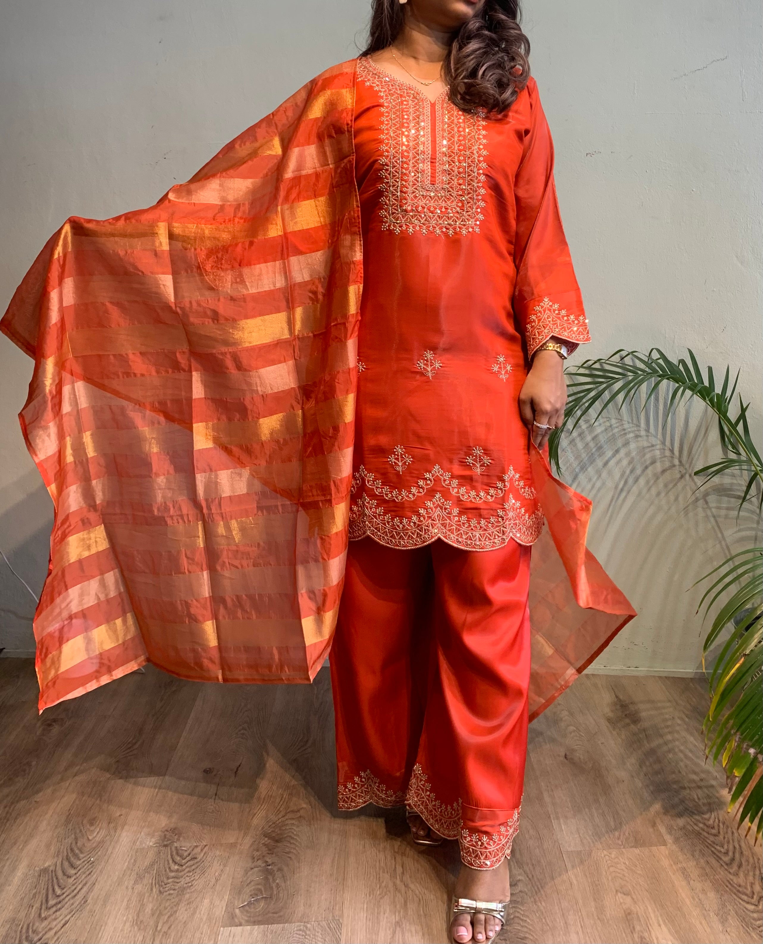 Shesha Churidar