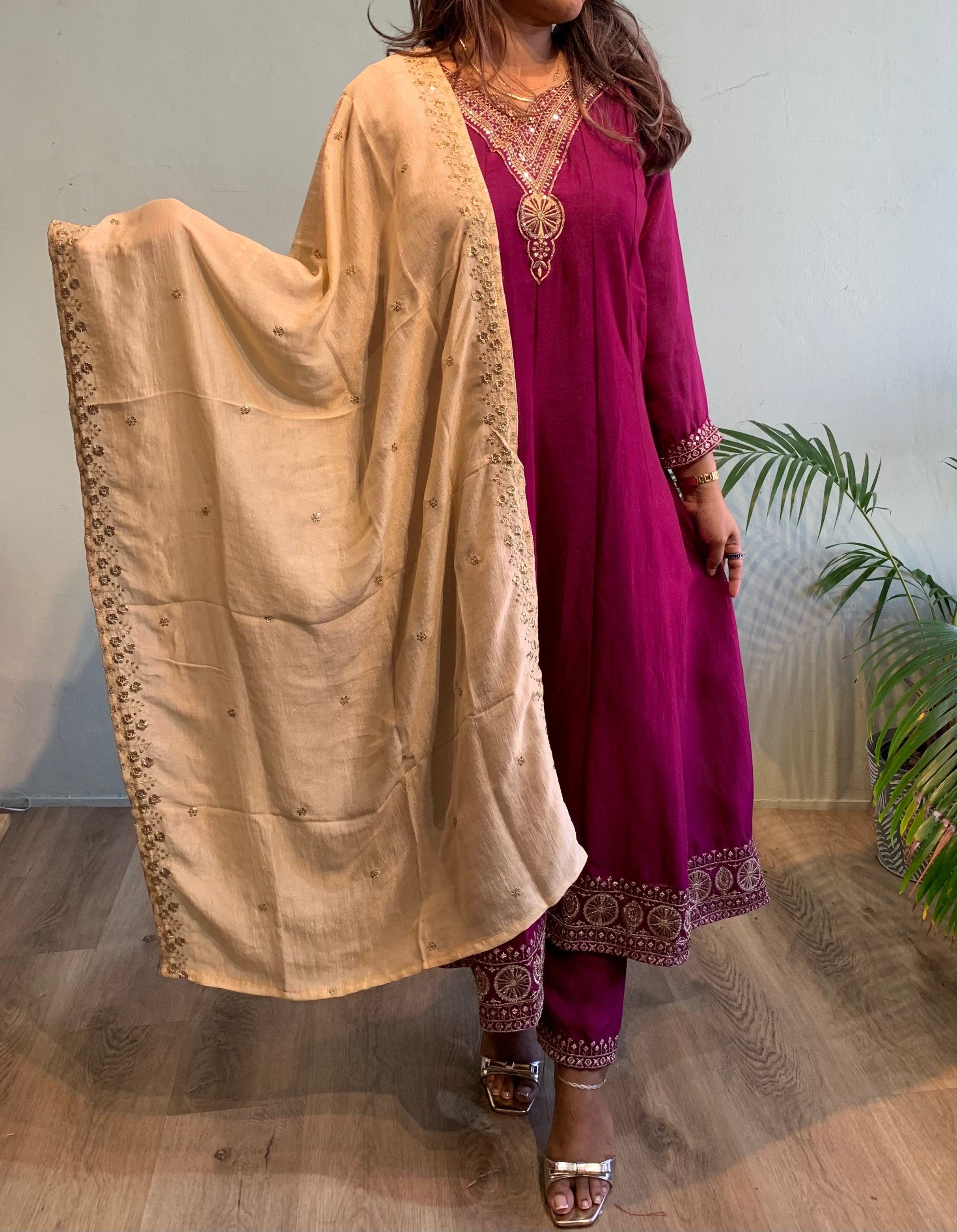 Shreya anarkali churidar