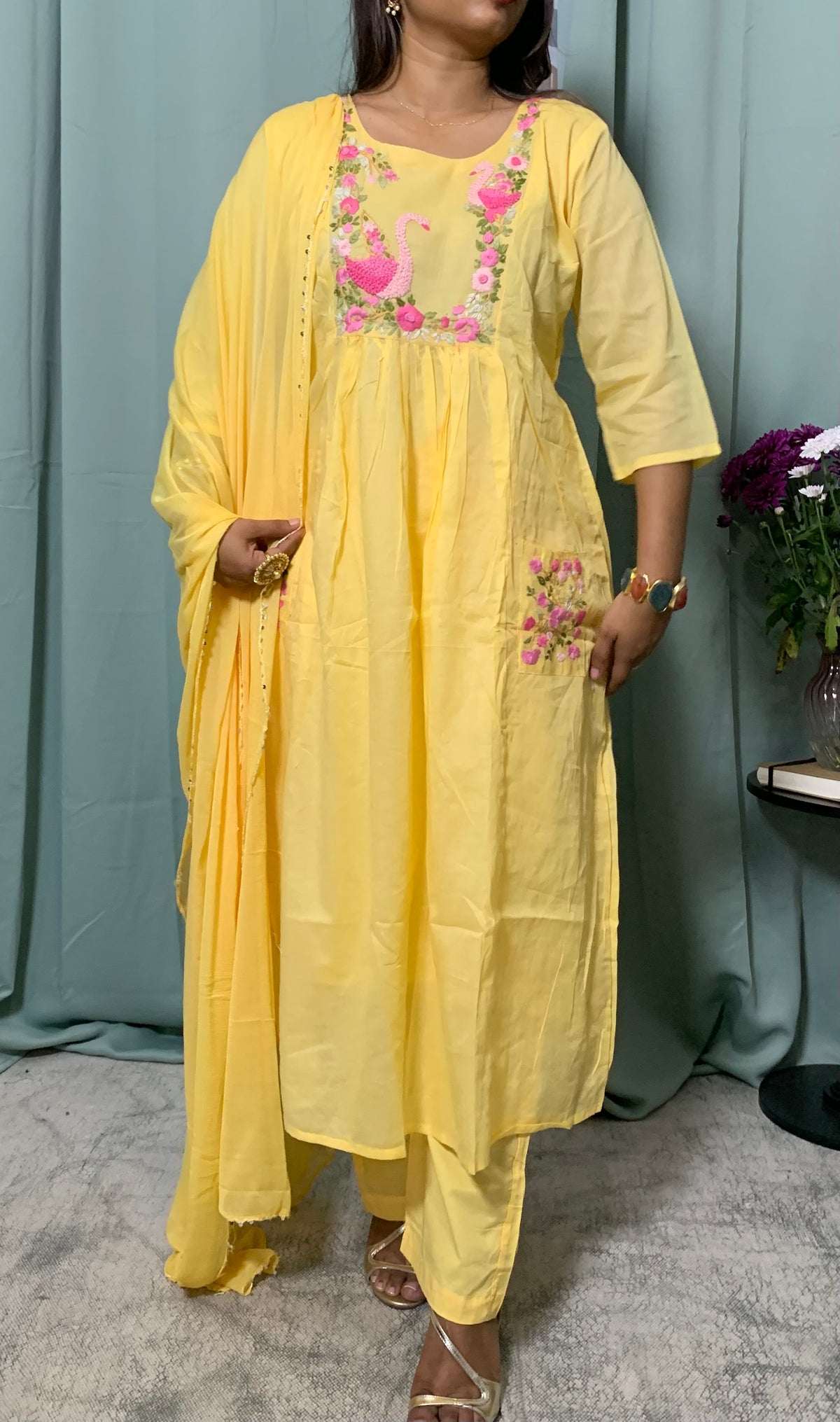 Sarashi churidar