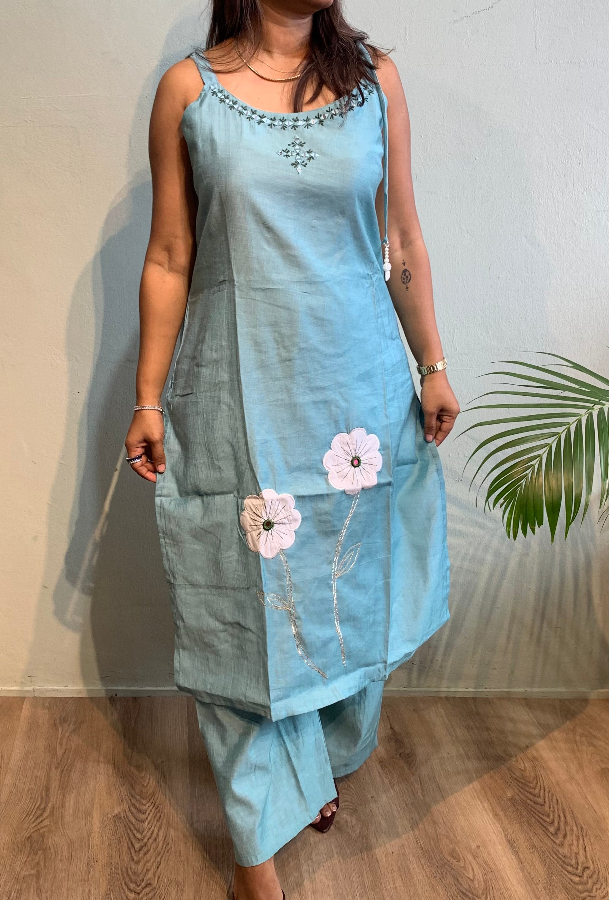 Flower cordset