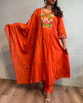 Yashee churidar