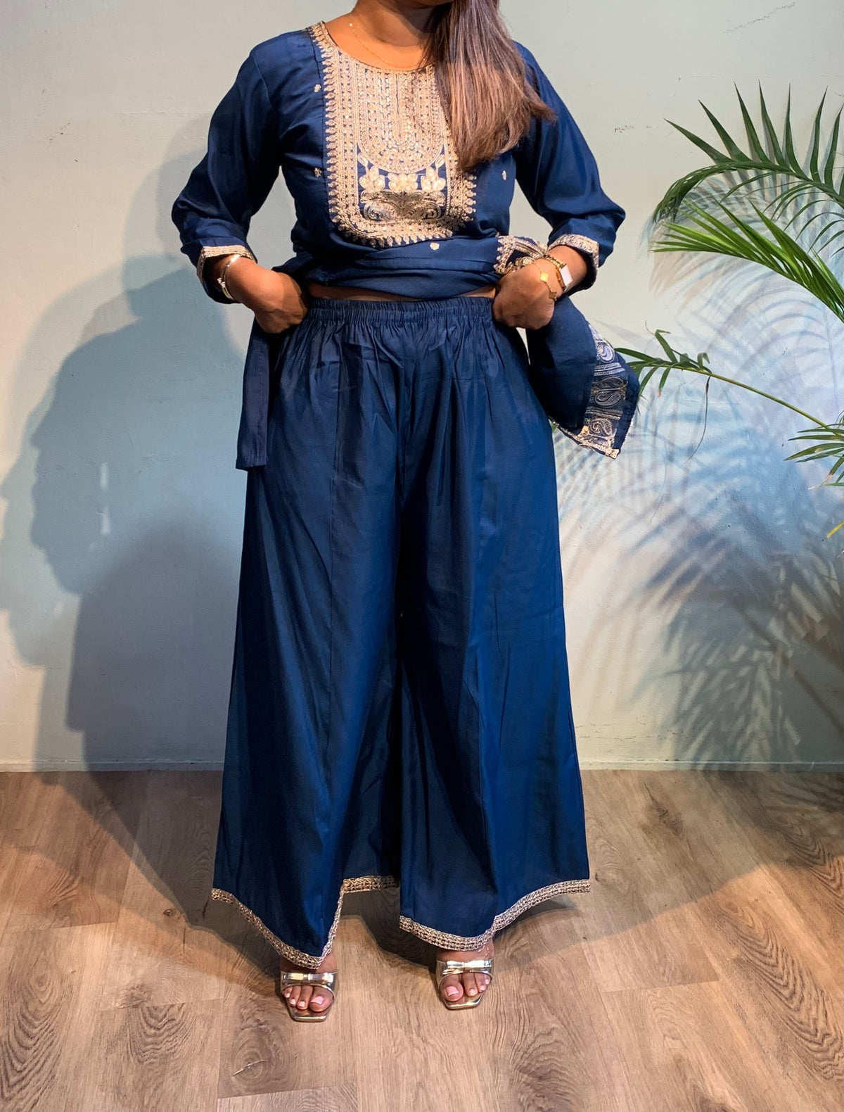 Kiana Churidar