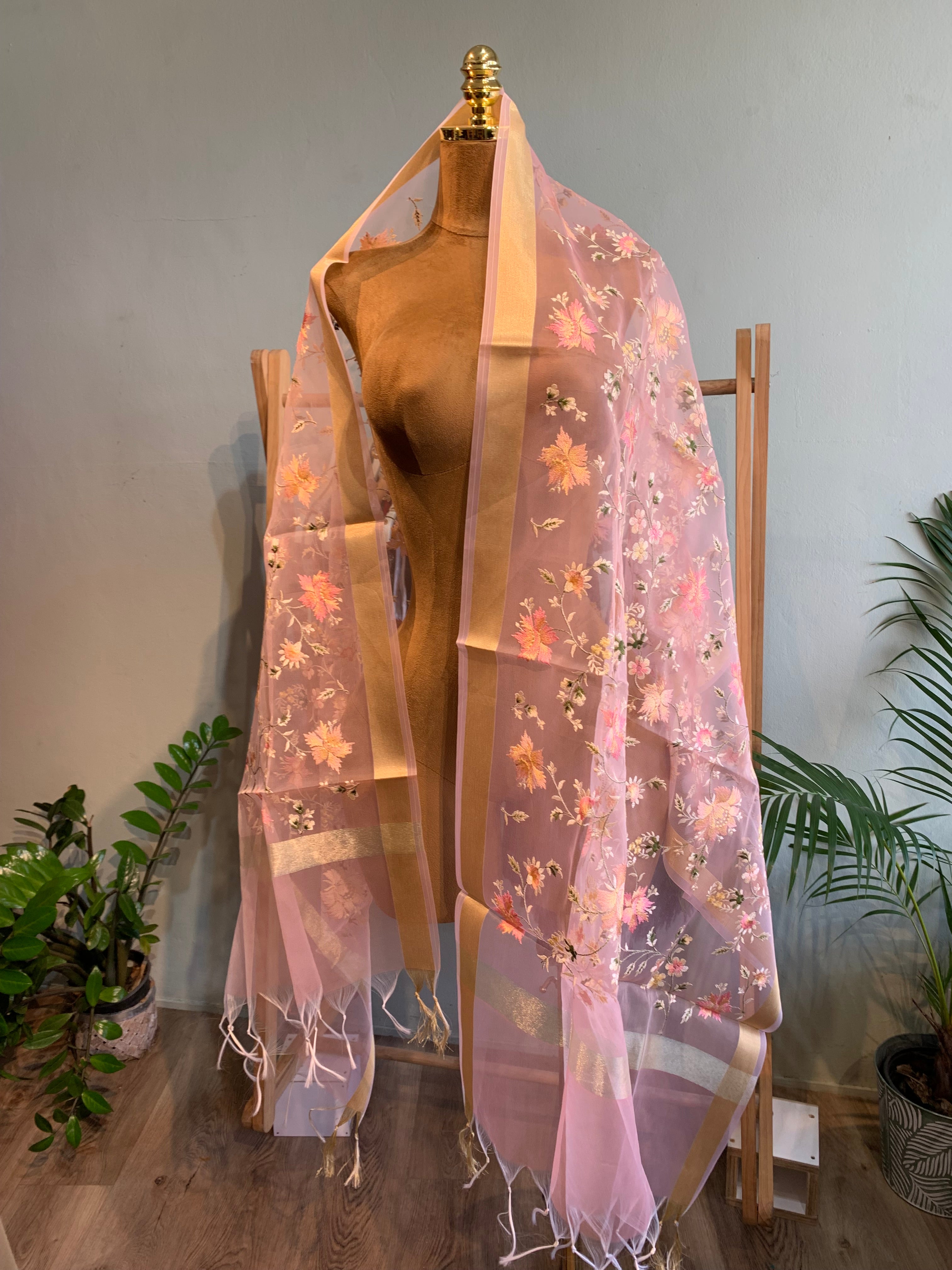 Chiki Dupatta