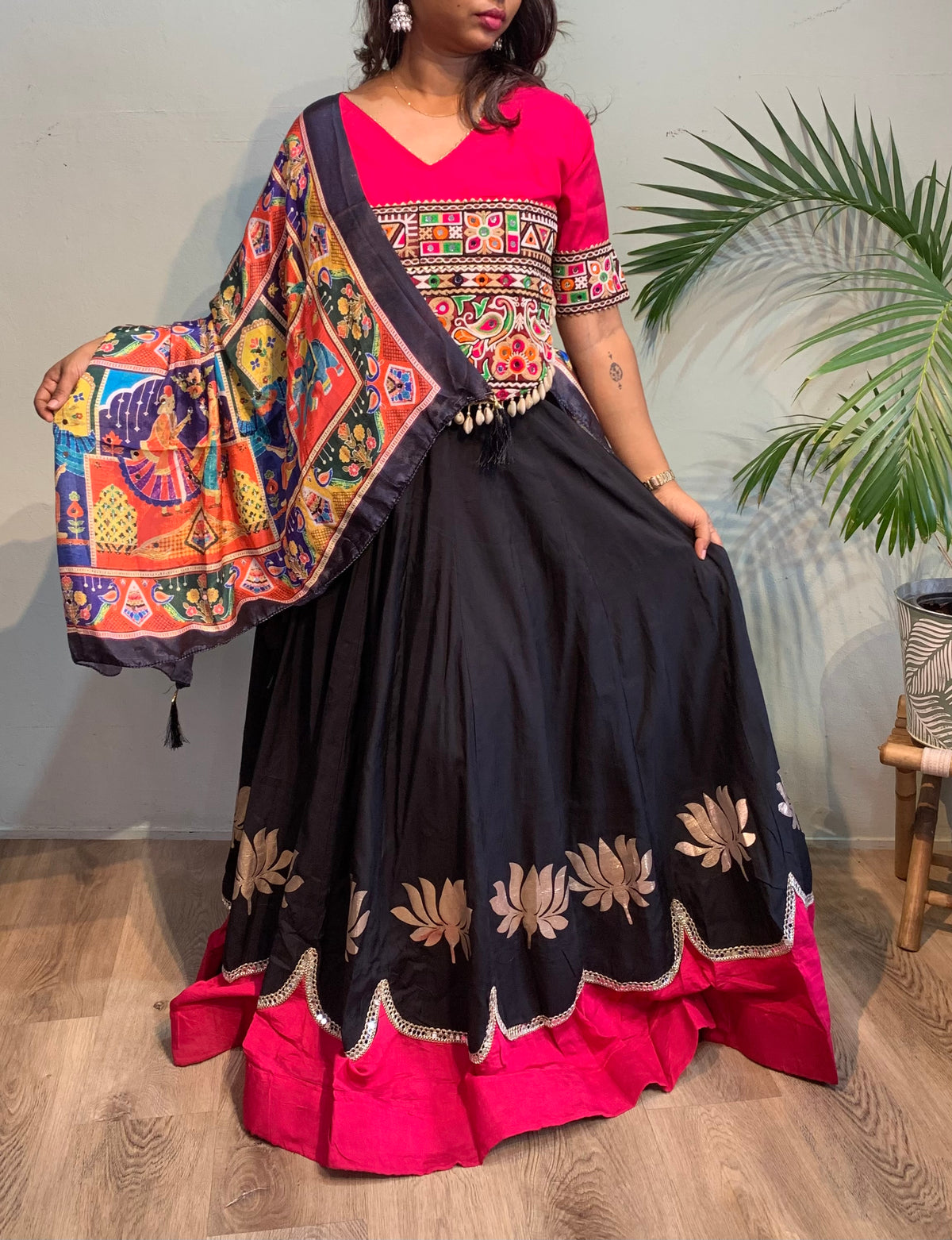 Lotus lehenga
