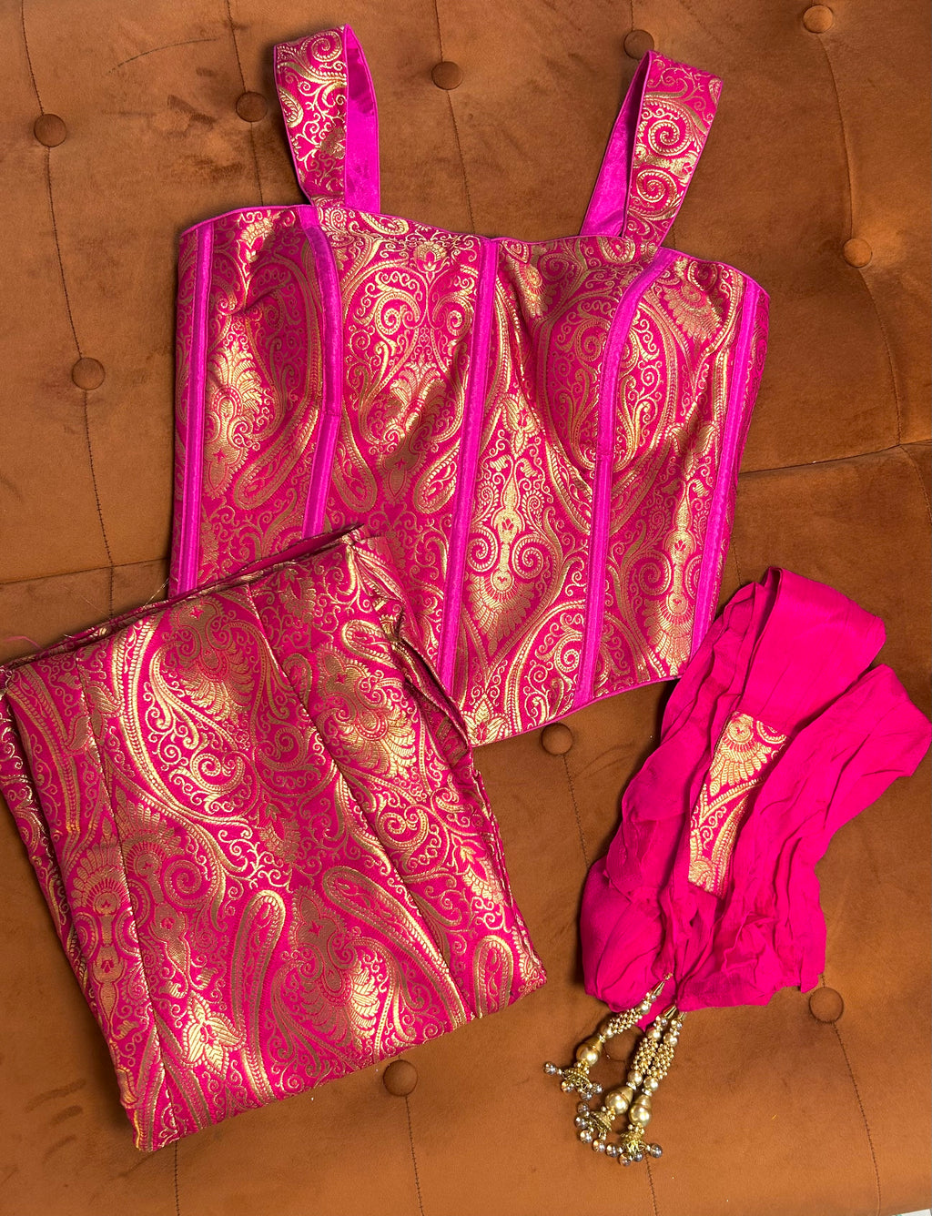 Hasini set