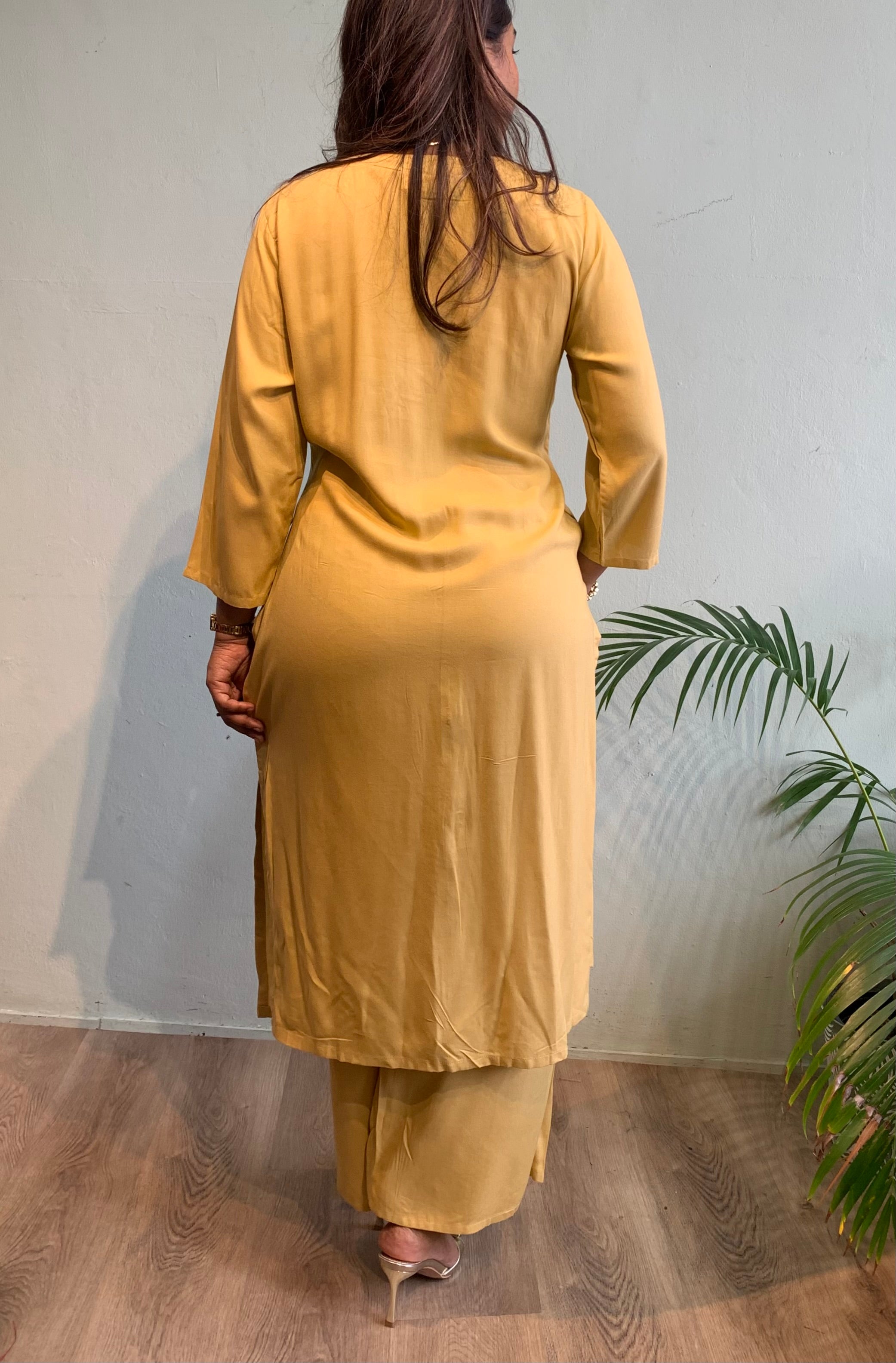 Nishmi cordset