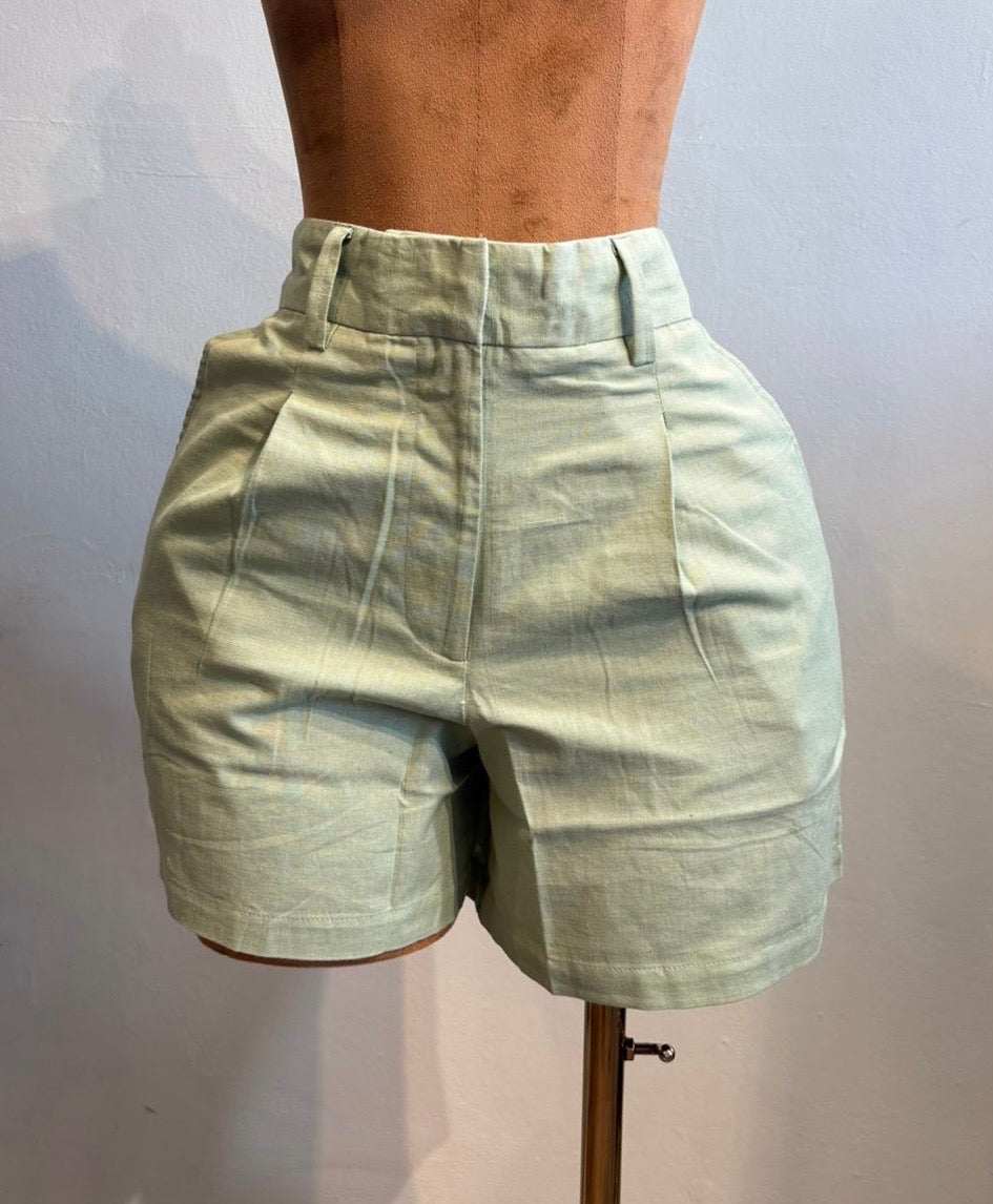 Linen short