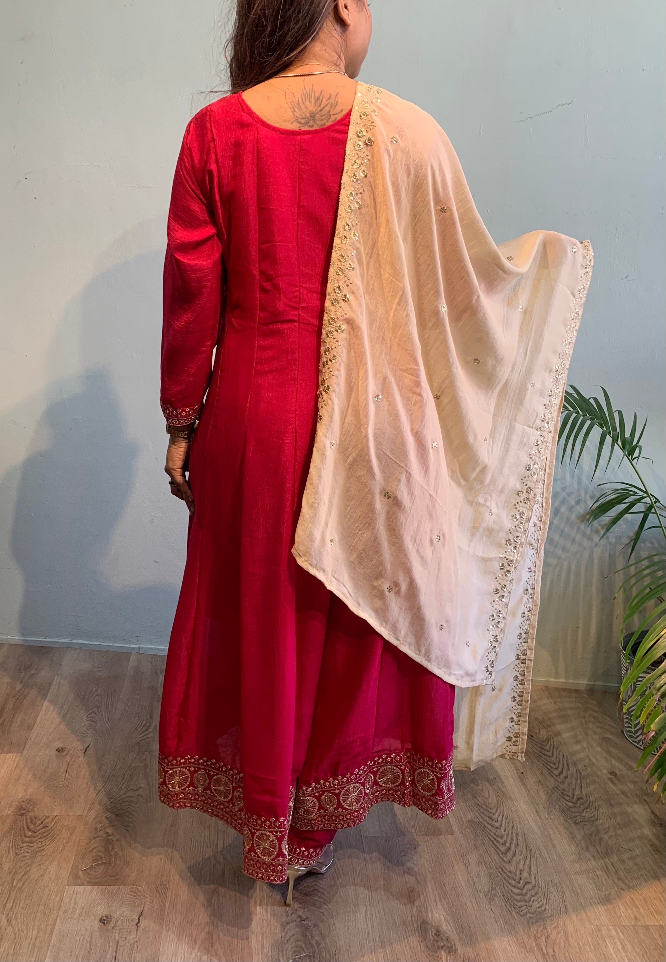 Shreya anarkali churidar