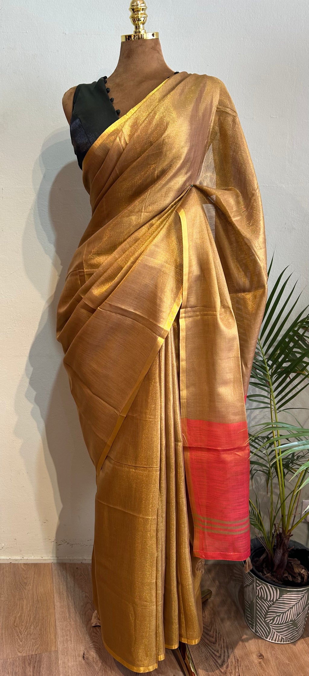 Tissue silk saree