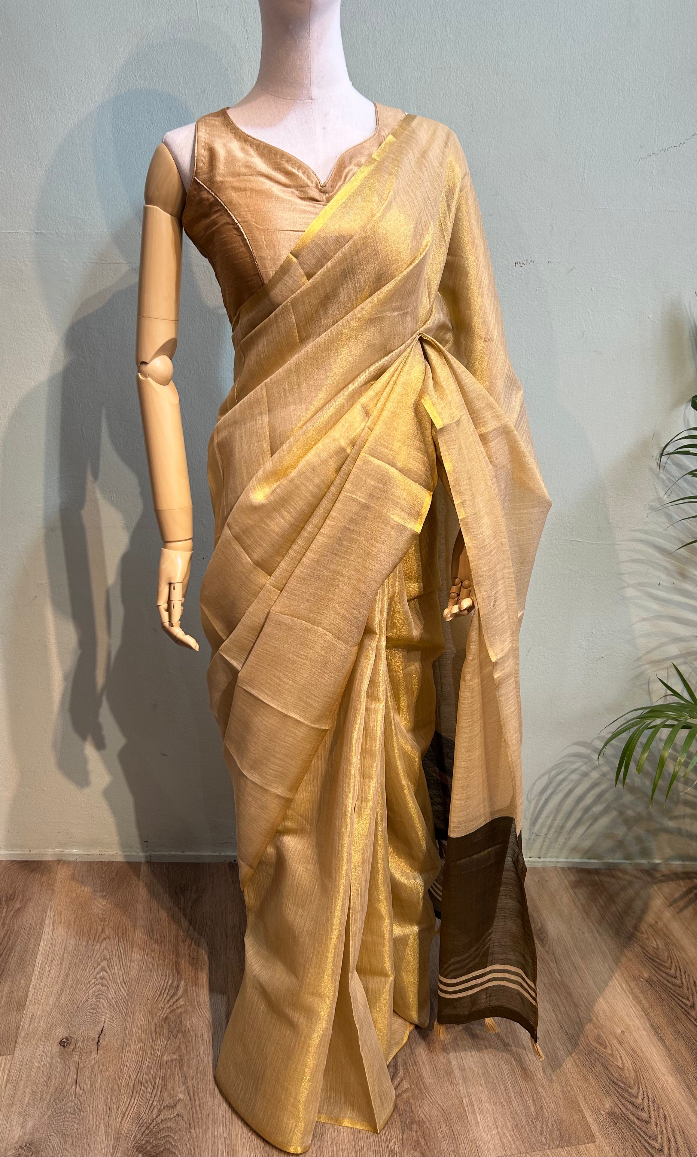 Tissue silk saree