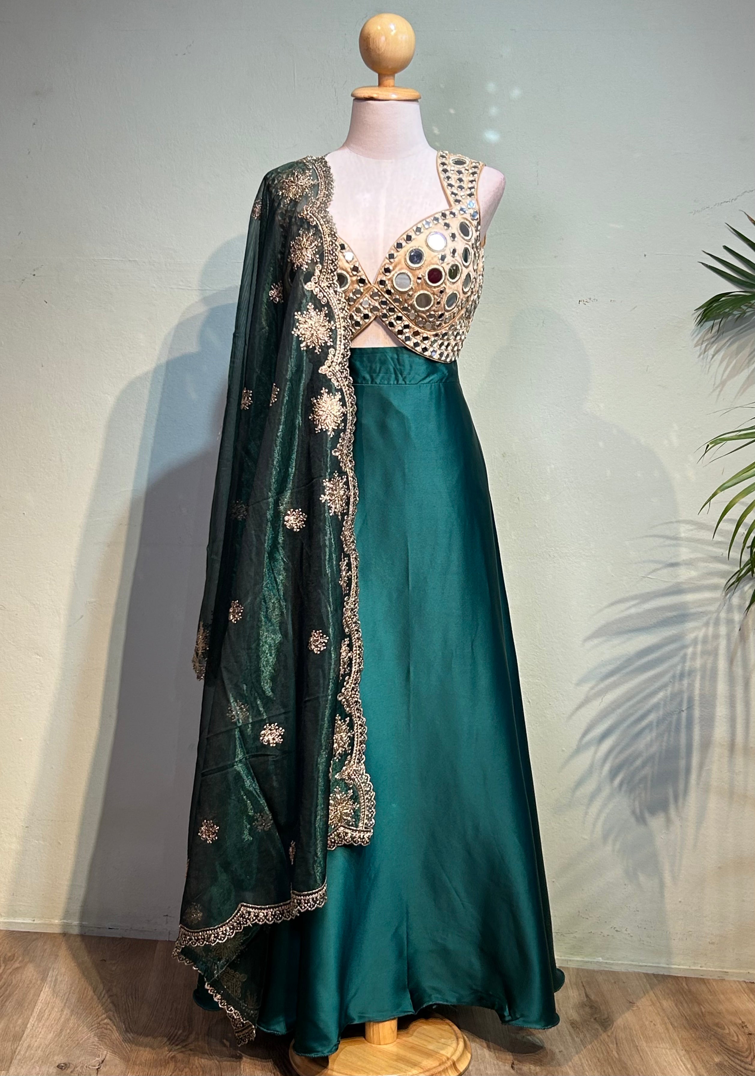Tisha satin set
