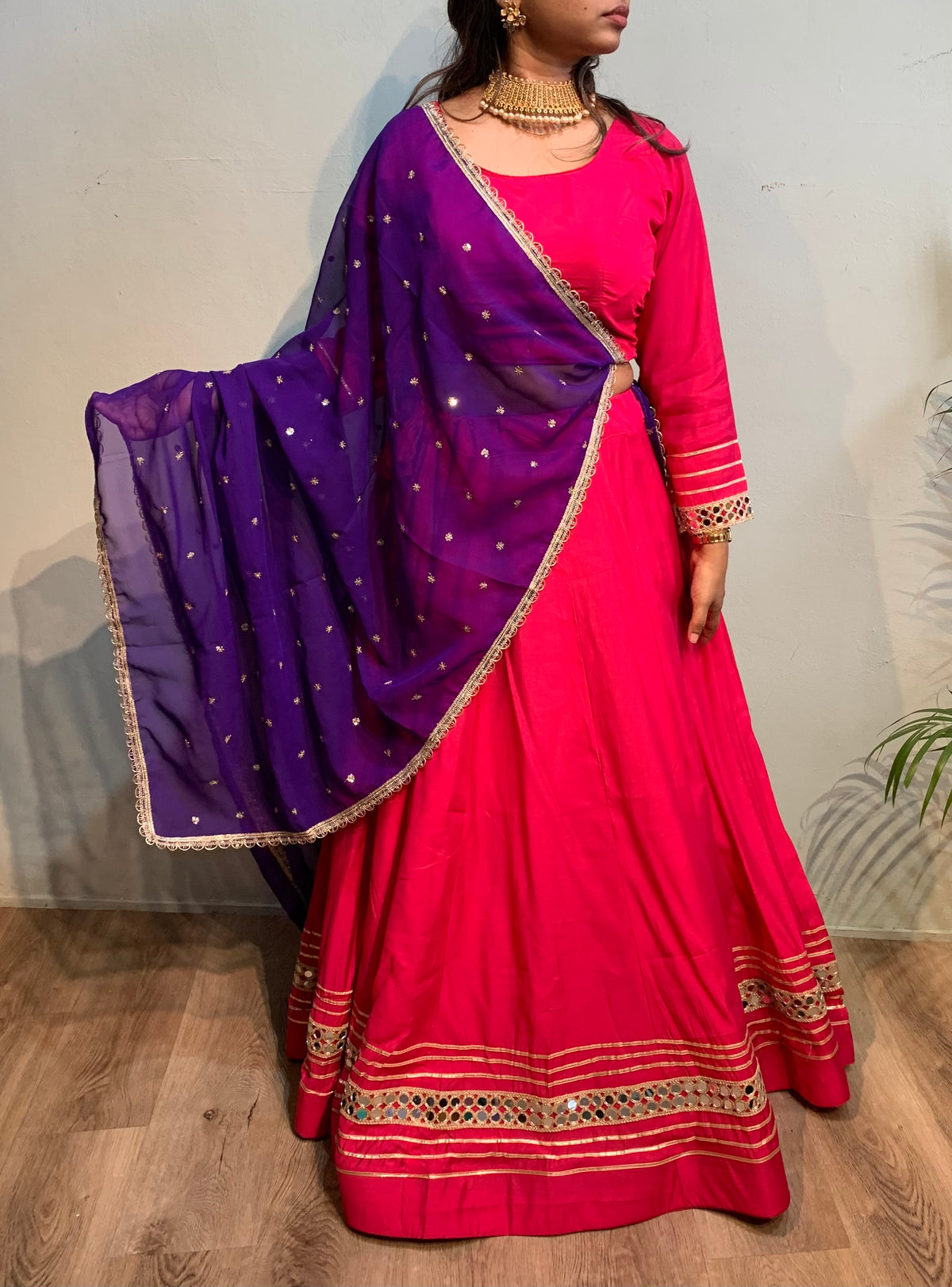 Kriti mirror set