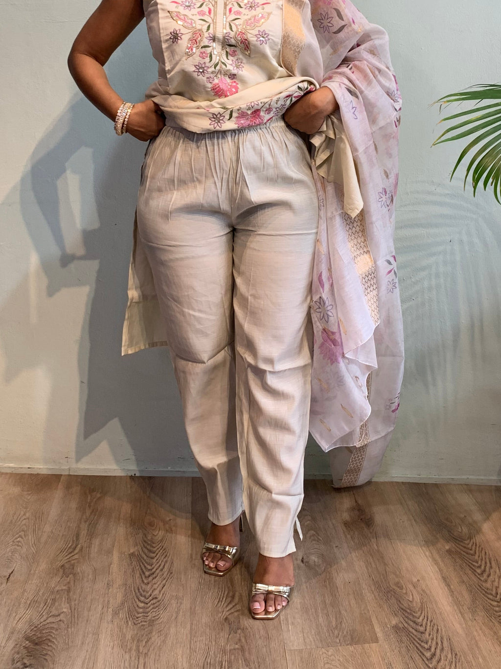 Neerja churidar