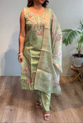 Neerja churidar