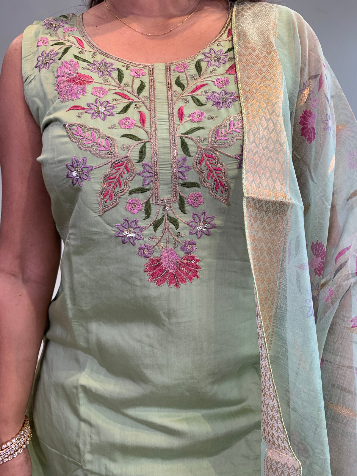 Neerja churidar
