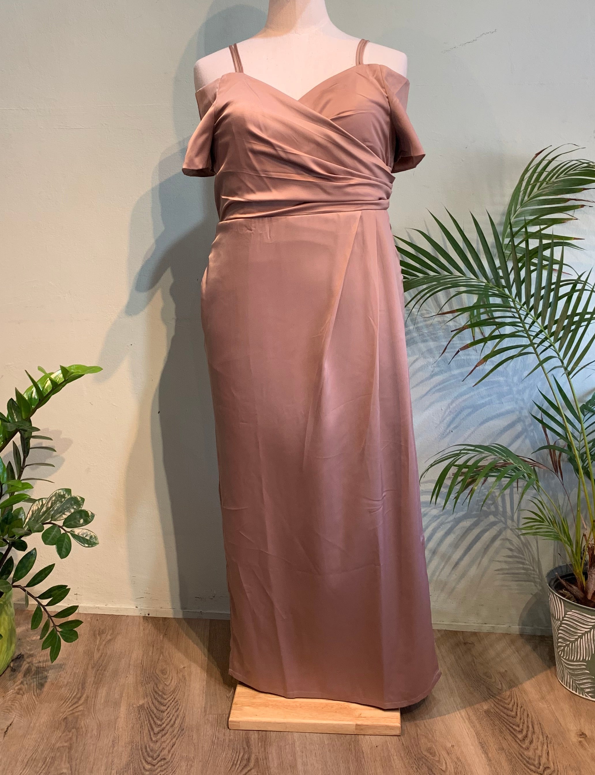 Niru Satin dress